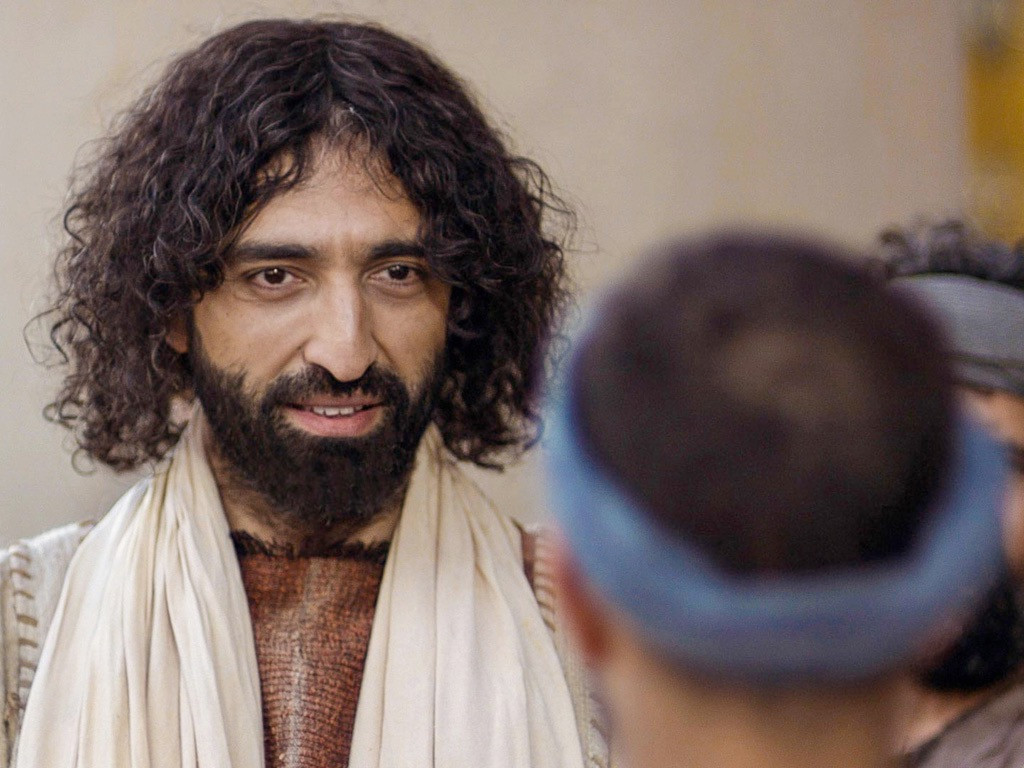 FreeBibleimages :: General images of Jesus teaching :: Pictures of Jesus  teaching crowds, groups and individuals (Matthew, Mark, Luke, John)